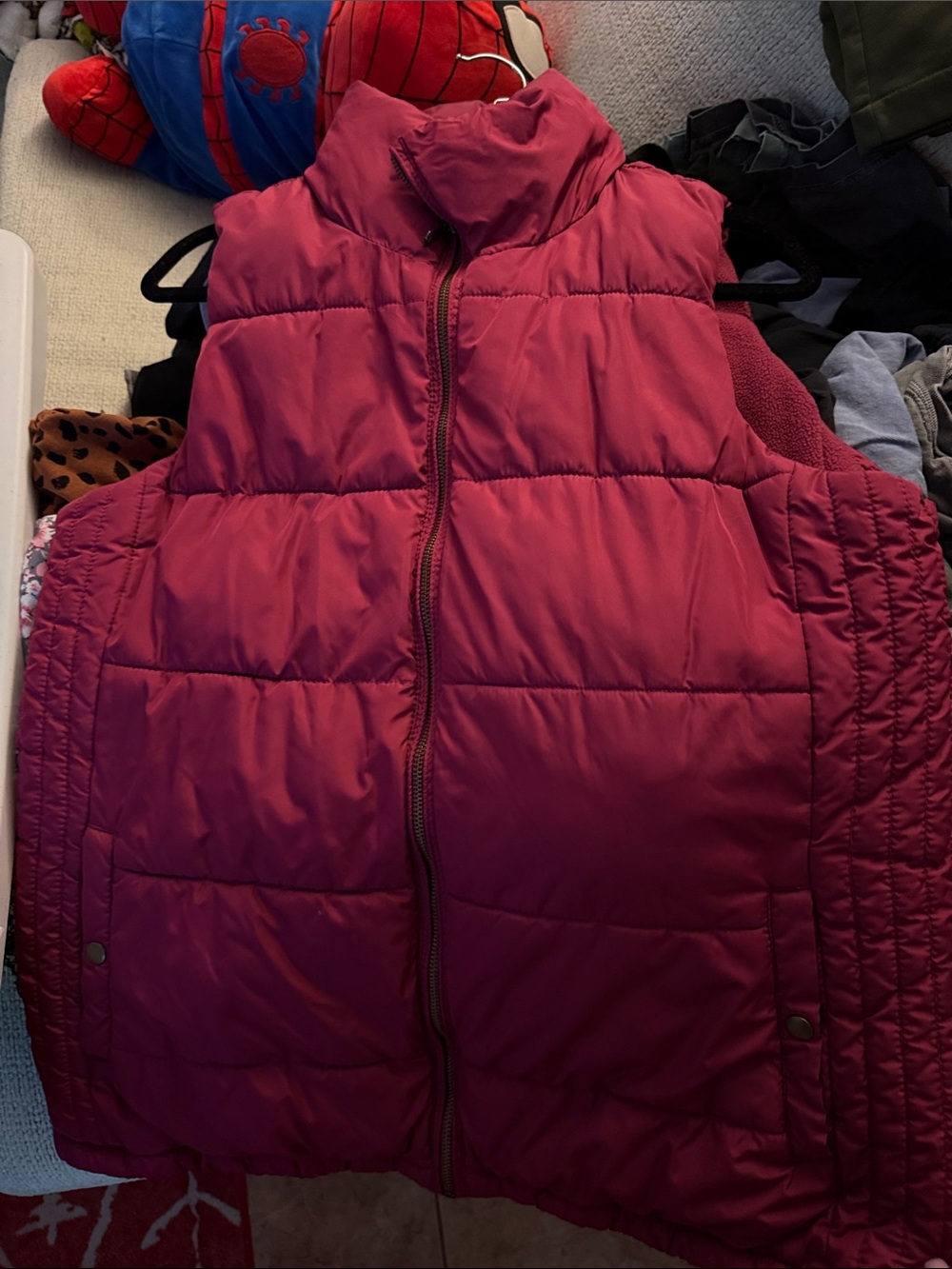 Old Navy Quilted Puffer Vest in Berry size LARGE TALL
